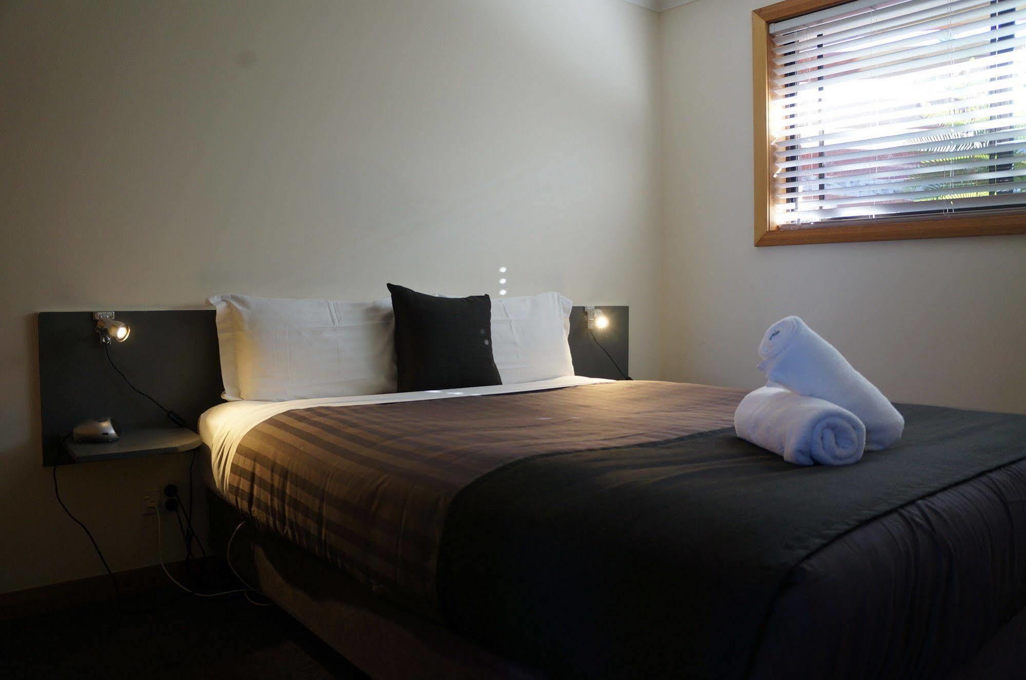 Sweetwater Villas St Helens Ngoại thất bức ảnh